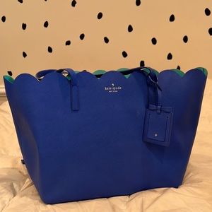 Kate spade tote- scalloped top *needs strap repair